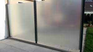 Balkongelander zaun zaune gartentor gartentore einfahrtstor edelstahl glas metall. Zaunteam Sichtschutz Zaune Und Tore Aus Glas