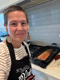 Hi ! My name is Amber, and I'm a young content creator passionate about  UGC, social media marketing, and digital design. I'm passionate about  creating aesthetic and engaging content, whether it's through