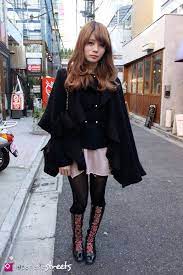 Mai Harajuku Tokyo Winter 2010 Girls Emi Kusano Beautician 21 Hair Valentine Jacket H Poncho H D Japanese Fashion Trends Fashion Japan Fashion Street