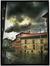 Anuncios de particular a particular y de agencias inmobiliarias. Street Clouds Lasarte Image By Joni Donosti