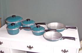 Vintage Club Aluminum Cookware 11 Piece Set Teal Green Excellent Condition Vintage Aluminum Cookware