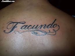 Las letras para tatuarse cualquier parte del cuerpo son muy recurrentes y por ello, los especialistas en este arte han tenido que ser muy imaginativos y creativos para evitar repetir siempre la misma tipografía. Tatuajes Nombre Cristian Letra Cursiva