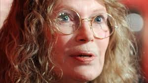 Of Mia Farrow's Many Children, Which Ones Is She Close With?