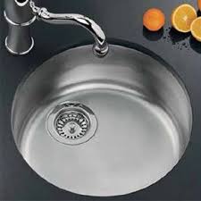 An undermount sink does have a rim, but the rim is not visible because it rests up against the bottom of the counter. 17 L X 17 W Undermount Kitchen Sink Top Mount Kitchen Sink Sink Undermount Kitchen Sinks