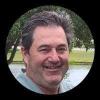 Donna Eramo's Instagram, Twitter & Facebook