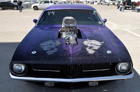 Just A Car Guy: bad ass 72 Cuda from Widow Industries, innovative and cool  version of the engine call outhockey stripe style decal