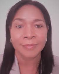 Coleen Dunn's Instagram, Twitter & Facebook