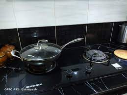 Alhasil, kaca yang digunakan tak mudah pecah, ujar teddy tjan, direktur. Bahaya Risiko Dapur Kaca Pecah Tiba Tiba Ini Tips Penting Yang Perlu Anda Tahu Bagi Mengelakkan Kejadian Tersebut Daily Makan