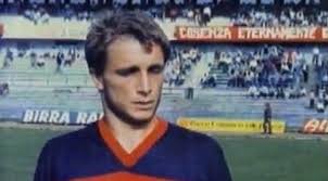 A 25 anni dalla scomparsa di denis bergamini il giornalista foggiano fornisce una ricostruzione dettagliata e obiettiva di tutte le inchieste. Denis Bergamini Narcotizzato E Ucciso Indagata L Ex Fidanzata Tifo Cosenza