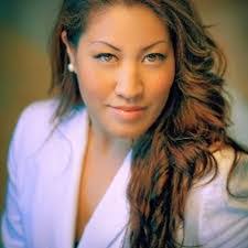 Tracy Flores's Instagram, Twitter & Facebook