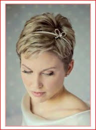 Here are cool updos for short hair you may want to rock this season. Wedding Hairstyles For Short Hair Updos Short Hair Models