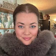 Cynthia Julianne Pickering (@timeismoneyca) • Instagram photos and videos