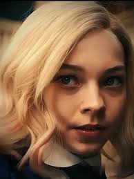 ♛✰༒`𝐸𝓂𝓂𝒶_𝓂𝒶𝓎𝓈༒✰♛꧂ (@emmamays07)