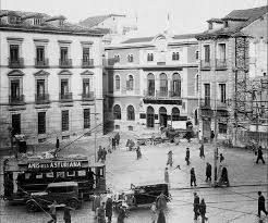 Edificio De La Antigua Bolsa De Madrid Junto A La Plaza De Jacinto Benavente Fotos Antiguas Madrid Foto Madrid Fotos Antiguas