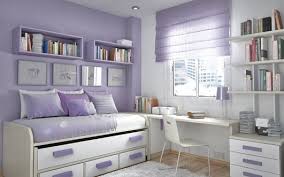 Tidak hairanlah ada banyak orang yang menginginkan bilik yang selesa dan tentunya tidak membosankan. Cara Kemas Bilik Tidur Yang Kecil Desainrumahid Com