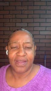 Loretta Holman's Instagram, Twitter & Facebook