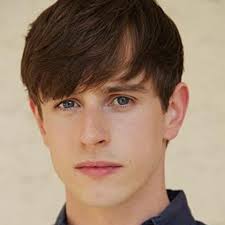 Extremely Used Cars: There Is No Hope (2015)