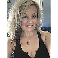 Ava Robles's Instagram, Twitter & Facebook