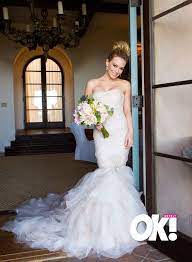 View this post on instagram a post shared by hilary duff (@hilaryduff) a. Yeeeah Celebrity Style And Fashion Trends Hilary Duff Wedding Dress Celebrity Wedding Dresses Hillary Duff Wedding