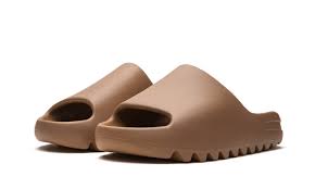Exklusive produkte aus der yeezy kollektion jetzt bei mybestbrands! Yeezy Slides Core Sneaker Releases Dead Stock