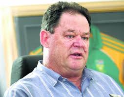 Former business chamber head Les Holbrook dies