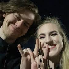 Courtney Ludwig's Instagram, Twitter & Facebook