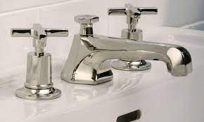 Zweigriffmischer kommen insbesondere in nostalgisch. Aus Der Lefroy Brooks Mackintosh Reihe 3 Loch Waschbecken Armatur Mit Kreuzdrehgriffen Mogl Waschbecken Kleines Badezimmer Umgestalten Waschbecken Armaturen