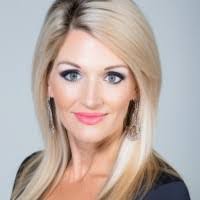 Melissa Klinger's Instagram, Twitter & Facebook