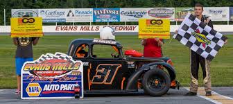 Larry Welling Holds On For Victory Saturday At Evans Mills Raceway Park