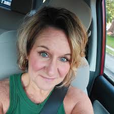 It's easy to do the little things. But it's also easy not to.” — The Slight  Edge That workout. That five-minute journal. That one healthy choice.  They're all simple. But skipping them?