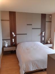 chambre lit tete de lit en rotin table de chevet tripode lampe articulee murale tete de lit en rotin lit rotin vert chambre