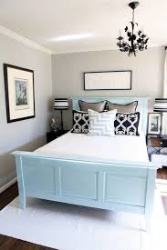 Discover (and save!) your own pins on pinterest. Foxy Bedroom Decorating Ideas For Small Rooms In Best 25 Decorating Small Bedrooms Ideas On Guest Bedroom Design Small Apartment Bedrooms White Bedroom Design