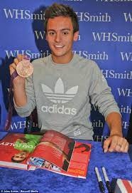 Although don beddoe intended a career in journalism, he took an interest in theatre and became involved first with amateur companies and. Tom Daley Tattoo Diver Rings The Changes With Olympic Tattoo To Commemorate Bronze Medal Daily Mail Online