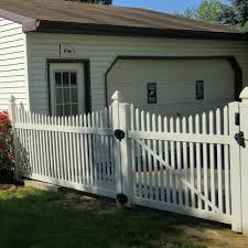 Maybe you would like to learn more about one of these? Sacramento Scalloped Vinyl Picket Fence From Vinyl Fence Wholesaler