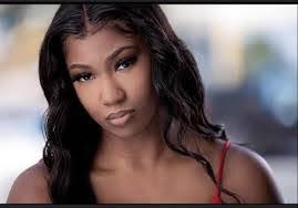 Ana Nix's Instagram, Twitter & Facebook