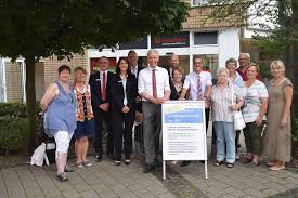 Selon les médecins, le septuple champion du monde de formule. Alfter Burgerdialog In Alfter Gelungener Auftakt Am Herrenwingert Rheinische Anzeigenblaetter De