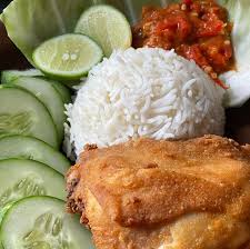 So, kesimpulannya sambal nyet by khairul aming ni bukan lah sejenis sambal yang sedap nak mampos sampai boleh buat korang teringat dalam mimpi tapi ianya sejenis sambal penyet yang memang sedap. Yatiekitchen Ayam Geprek Goreng Ayam Sambal Tomato Facebook