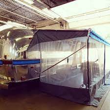 Screen Rooms That Attach To The Awnings Are A Great Way To Keep Bugs And Mosquitoes Out This Is A Zip Dee Tropi Rv Screen Rooms Cheap Canopy Vintage Airstream