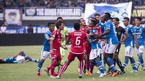 Persija jakarta akan beradu kekuatan dengan persib bandung pada final piala menpora. Efek Persib Vs Persija 8 Pemain Kena Sanksi Komdis Pssi
