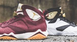 Nov 30, 2020 · wearing an orange, black, and white uniform, jordan dunked so hard he shattered the backboard, creating history in the process. Air Jordan 7 Retro C C White Metallic Gold Black Jordan Sole Collector