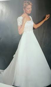 Pin By Mary Robertshaw On Mori Lee 1999 Wedding Gowns Dresses Collection Bridal Style Gowns Dresses Gown Wedding Dress