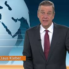 Claus kleber stand seit 2003 für die sendung vor der kamera. Zdf Heute Journal Gundula Gause Stellt Claus Kleber Vor Jeder Sendung Immer Wieder Kuriose Frage Tv