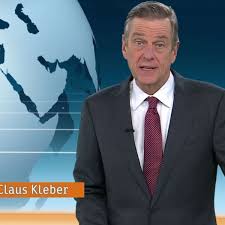 Claus kleber gilt als einer der bestbezahlten moderatoren deutschlands. Zdf Heute Journal Gundula Gause Stellt Claus Kleber Vor Jeder Sendung Immer Wieder Kuriose Frage Tv