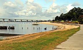 Ocean springs, ms bathrooms, playground, pavilion, picnic areas, 2 tennis courts, barbeque grills, fishing pier. Ocean Springs To Use Tidelands Funds To Fix Front Beach Erosion Gulflive Com