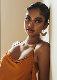 Sonali Silva - Free pics, galleries & more at Babepedia