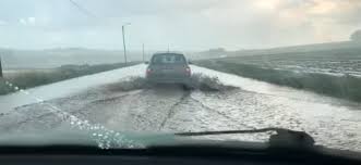Deux maisons ont été touchées. Orages Et Precipitations Abondantes En Belgique Des Routes Inondees Le Soir