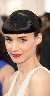 She is the daughter of kathleen mcnulty (rooney) and her sister is actress kate mara. Rooney Mara Imdb