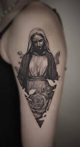 Best Shoulder Tattoos For Men And Women Shoulder Tattoo Ideas In 2020 Mens Shoulder Tattoo Shoulder Tattoos Shoulder Tattoos For Women