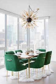 Dining Room In Contemporary High Rise By Lindye Galloway Interiors Diningroomideas Green Dining Room Dining Room Contemporary Green Dining Chairs