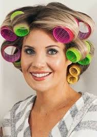 pin von denice auf curler lockenwickler locken machen haare
